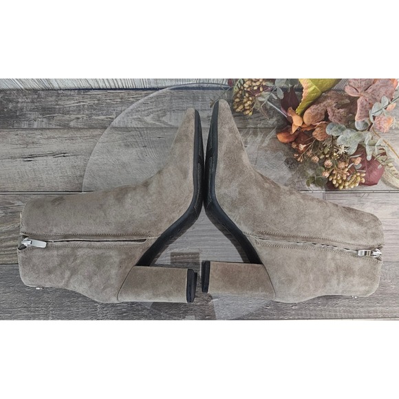 Nine West 9x9 Wndery Leather‎ Block Heel Booties Women's 8M Taupe NWOB - Picture 5 of 9